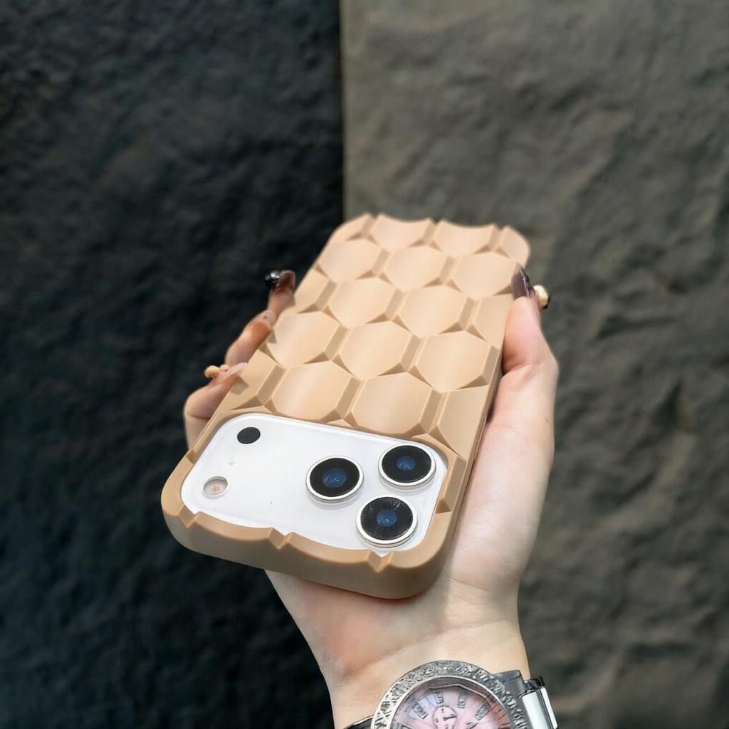 Soft 3D Honeycomb Phone Case For iPhone 17 16 15 12 13 14 Pro Max Shockproof Silicone Anti-skid 17Pro 16Pro Max Matte Case Cover