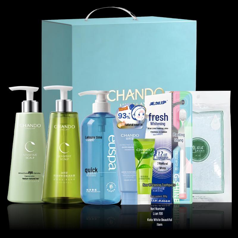 

CHANDO Classic Personal Care 8-Piece Set