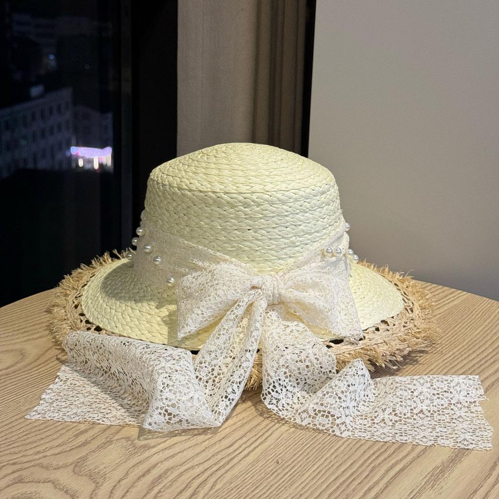 Elegant lace pearl bow summer seaside travel vacation photo show face small shade Lafite straw hat sun hat