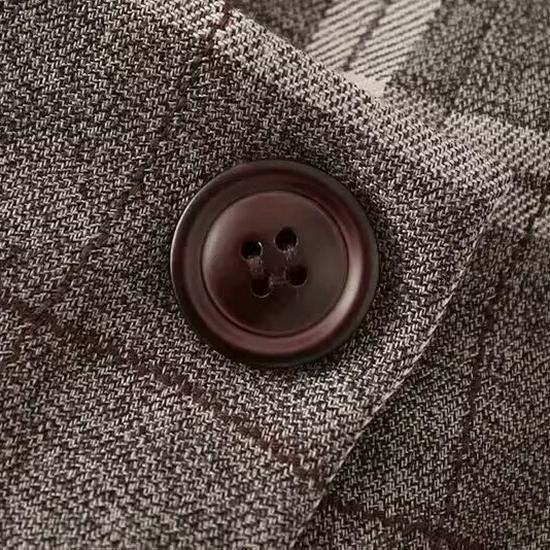 2025 Autumn/Winter Women's Elegant Plaid Button Half Skirt - European & American Style Fashion