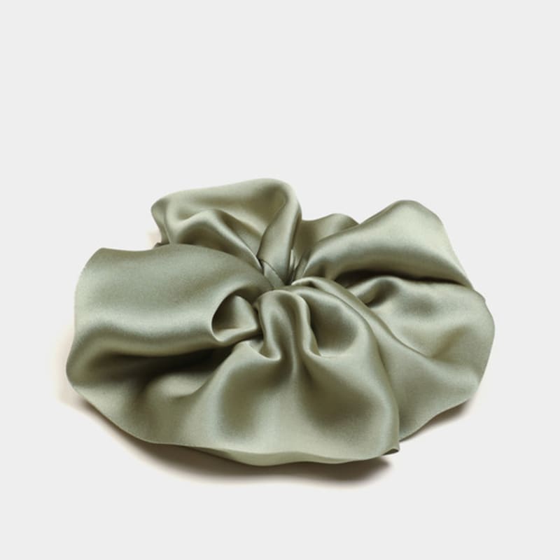 AVVINA PELLE Silk Scrunchie (L) - Pistachio