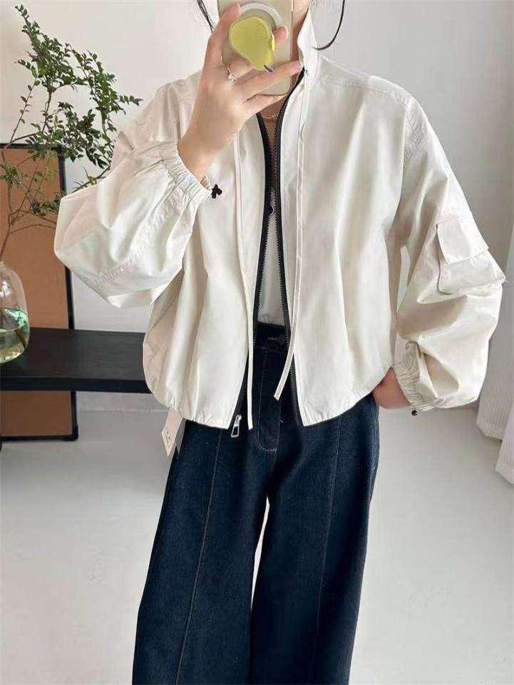 

Женская бейсбольная куртка в корейском стиле с маленьким воротником-стойкой – Весенний повседневный тренд 2025 XL грязно-белый