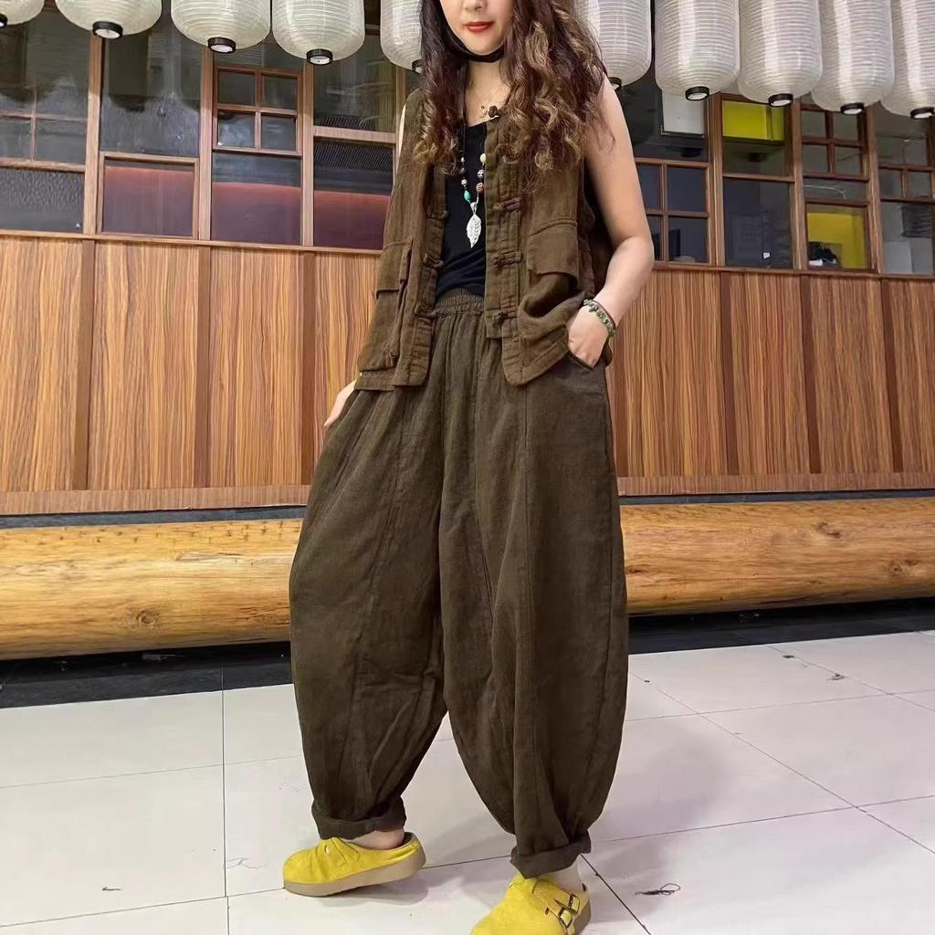 Spring Women's Retro Casual Set: Artistic Vest & Elastic Waist Pants