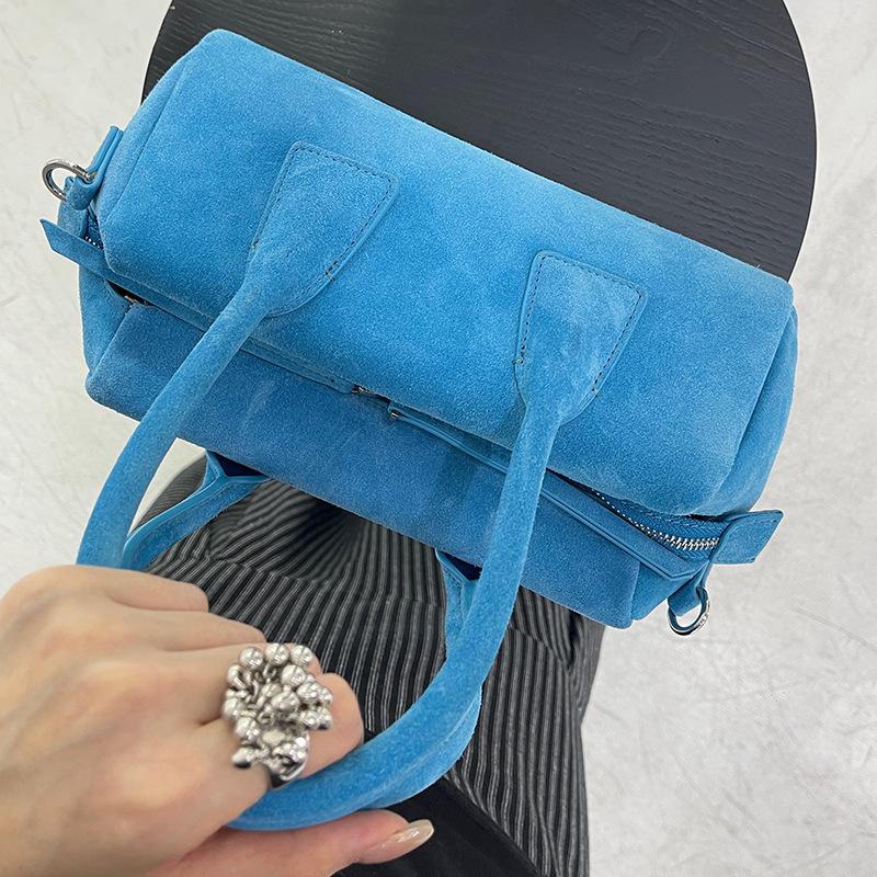 Bolsa Bowling Triangular Transversal de Mão Bolsa de Ombro Único Axilar Bolsa Baguete de Couro Genuíno Feminina