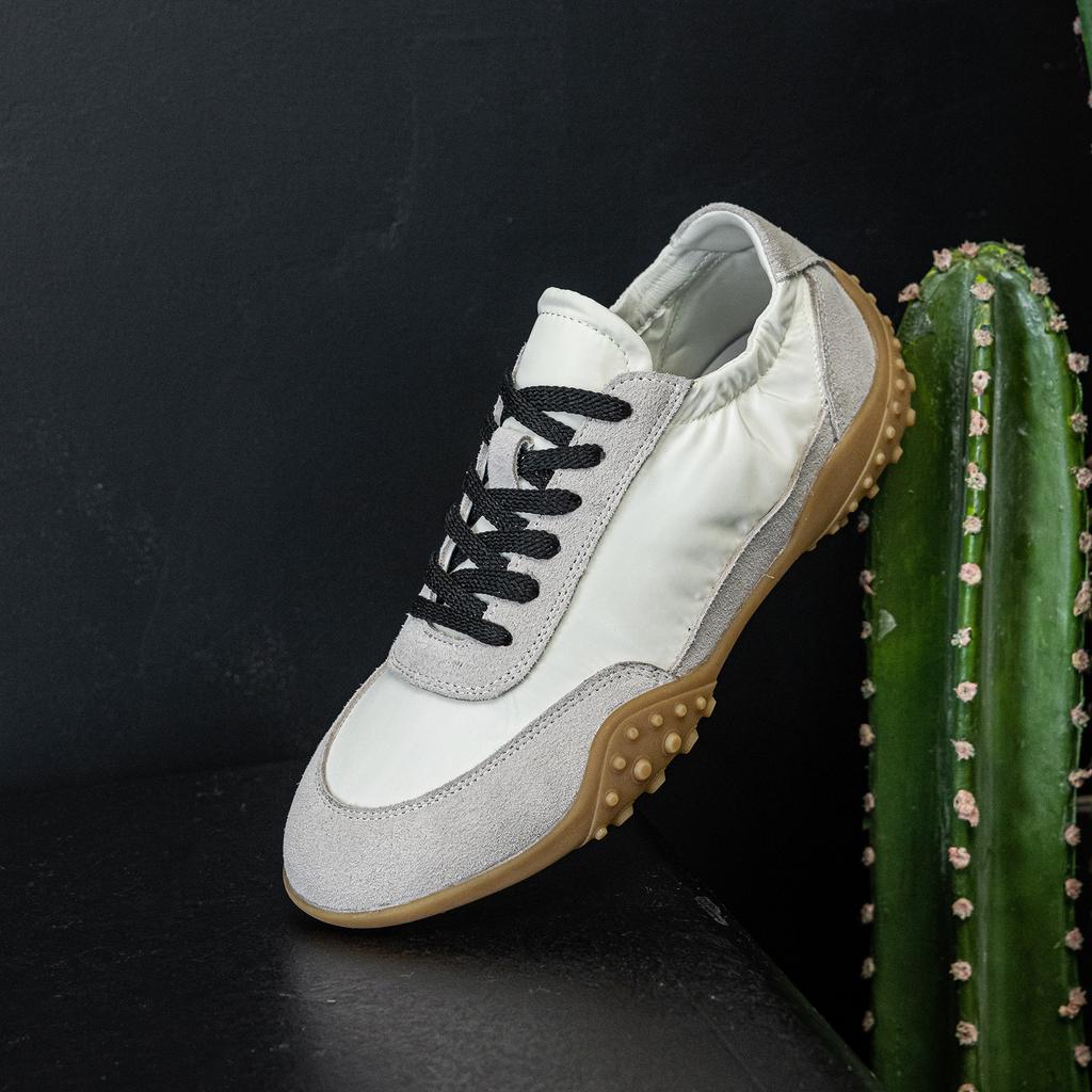 Maßgeschneiderter Entwildungsplan Retro Schnürschuhe Deutsche Trainingsschuhe 25 Frühling neu vielseitig bequem lässige Board-Schuhe Forrest Gump Schuhe Damen