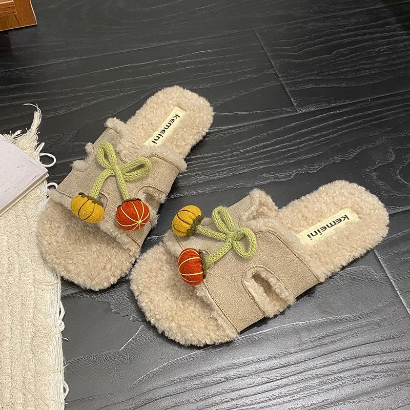Fashion and versatile casual warm cotton slippers for women in the autumn and winter of 2025, new milk huhu warm huhu outer wear Mao Mao shoes