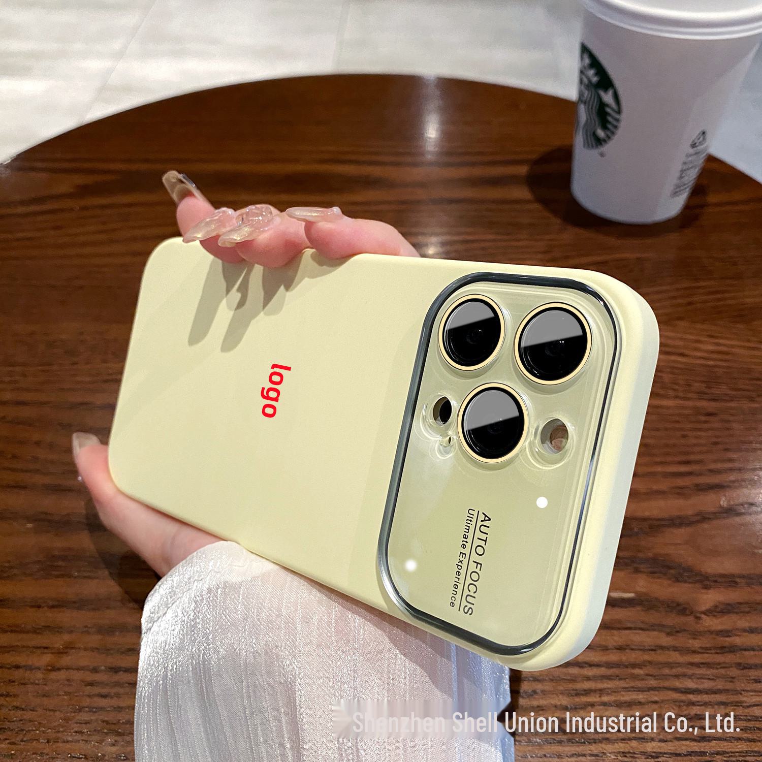 

Премиальный жидкий силиконовый чехол для iPhone 14 Pro Max с пленкой для линз, мягкий и износостойкий iPhone 14 Pro Max