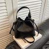 Tragbare Schulter-Eimer-Tasche, lässiger Mode-New-Trend, Retro-Design, magnetischer Verschluss, Pendler, große Kapazität, Umhängetasche