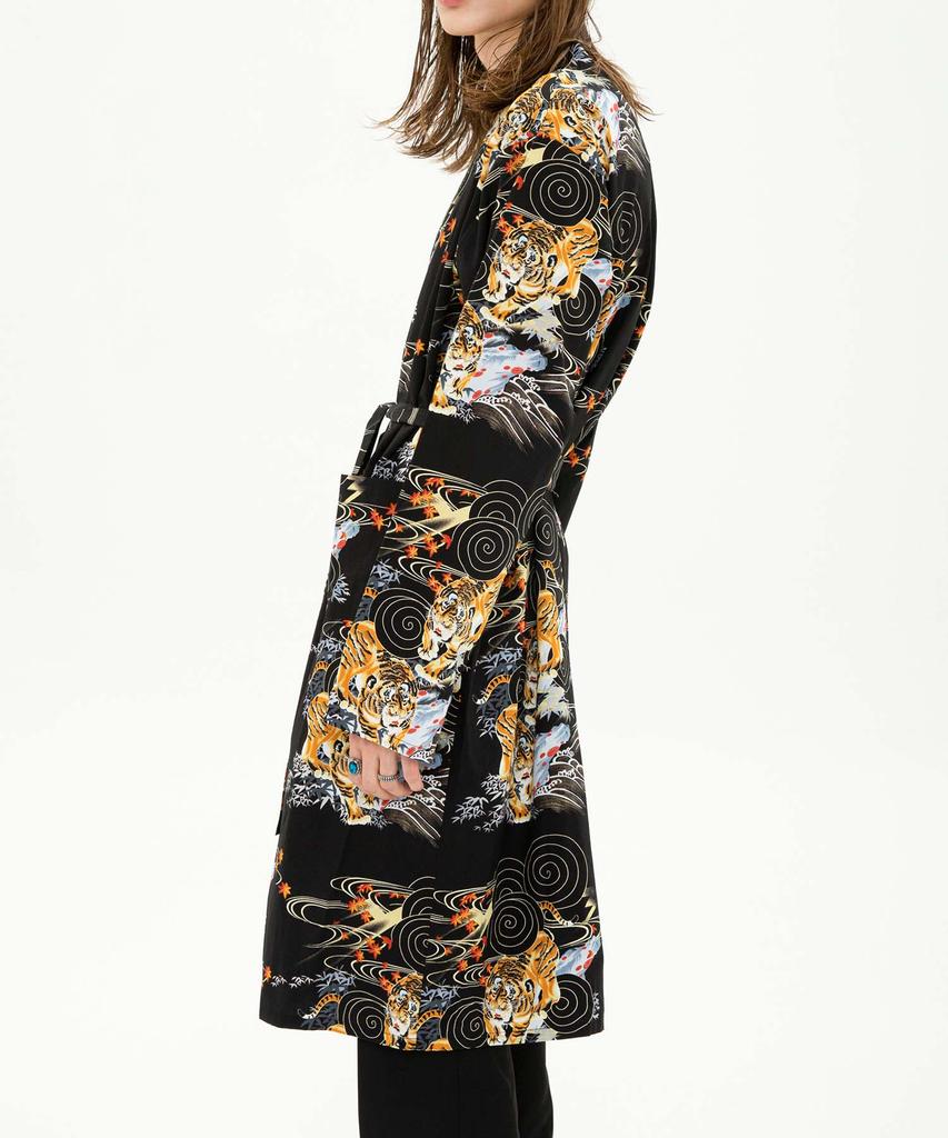 Apartment Jirono Robe- Black