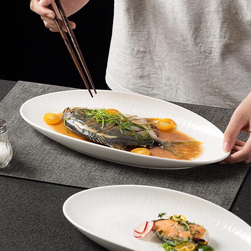 Chang Bao Sen 14-inch Pure White Ceramic Oval Fish Plate