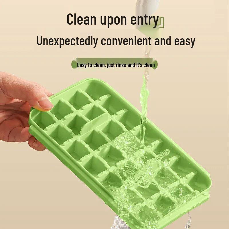 Ice Cube Maker Set with Storage Box & Scoop