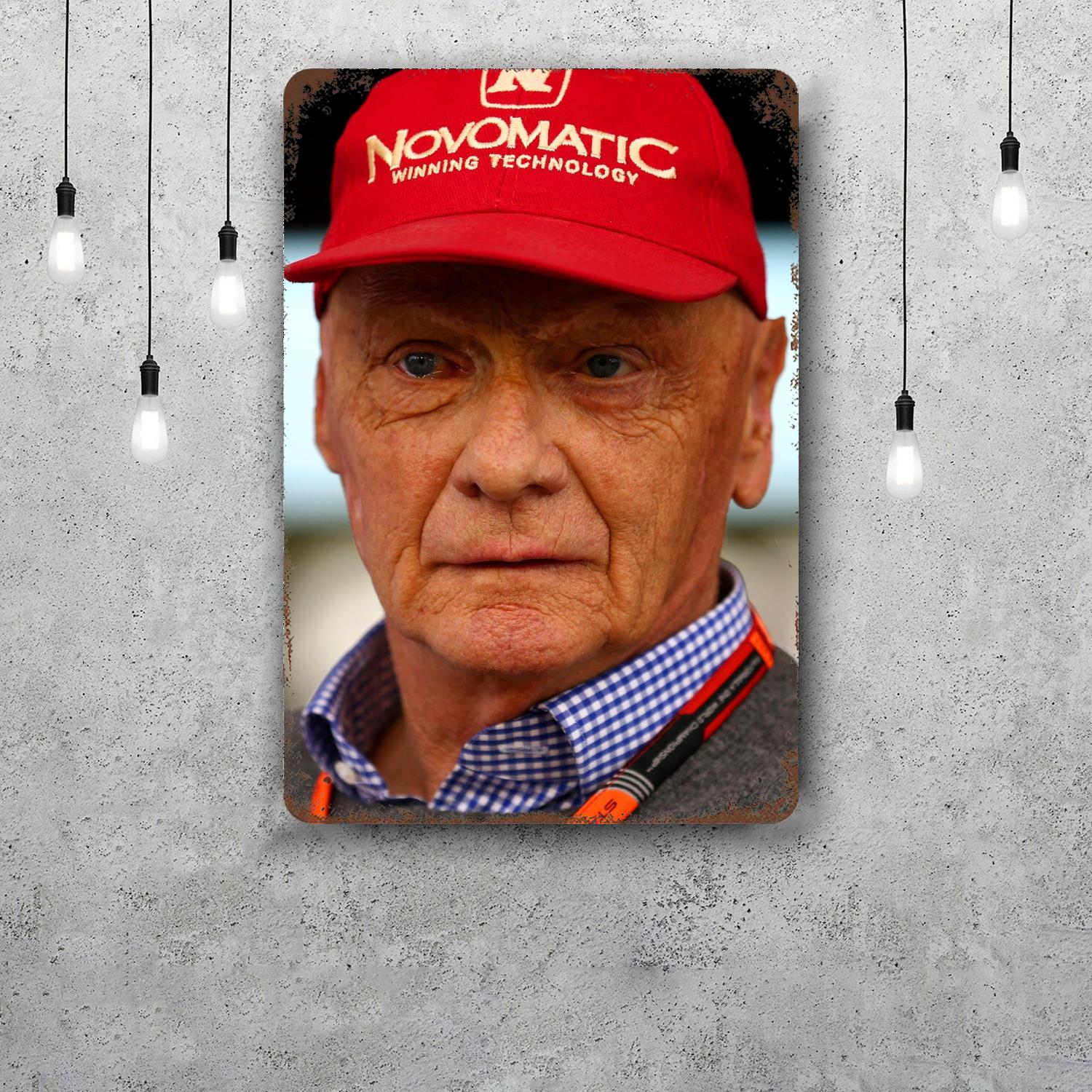 

niki lauda Driver Metal Signs wall decor Vintage Tin Signs Captain Metal Poster Decor for Bar Pub Club Wall Decoration 20x30cm（7.8x11.8inch）