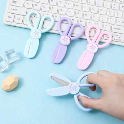 Child-Safe Round-Head Scissors: Colorful, Hand-Friendly, Plastic Safety Scissors for Kindergarten Paper Cutting Tasks