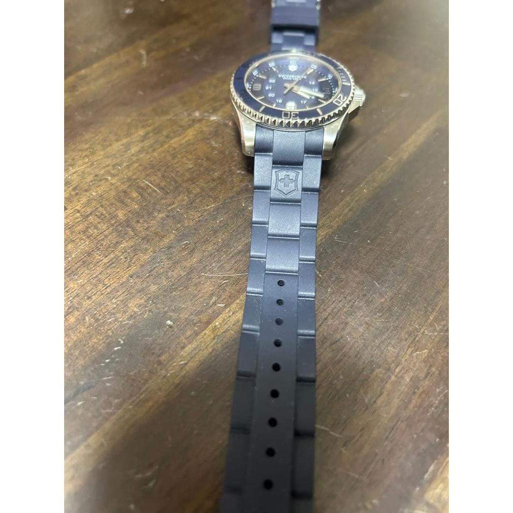 Used Victorinox Maverick Diver's Watch Navy