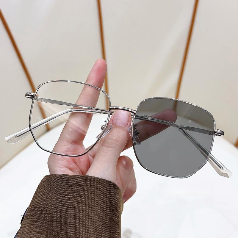 New Ultra-Lightweight Metal Frame Myopia Glasses Unisex Fashionable High-Definition Eyewear Minus Diopter 0 To -4.0