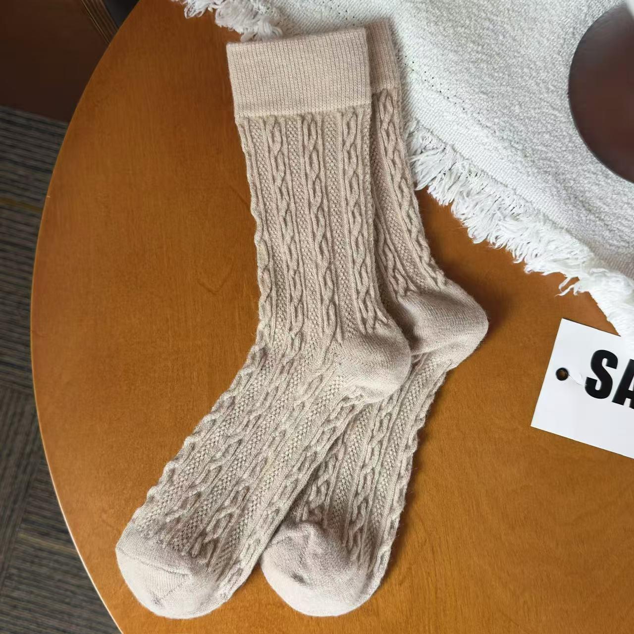 

Женские очень толстые хлопковые вязаные косами зимние носки до середины икры - Однотонные цвета, бесшовный дизайн One Size