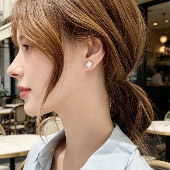 Cubic Zirconia Stud Earrings 1 Carat Diamond Look Earrings Elegant 360° Shiny Jewelry for Daily Wear Party Gift