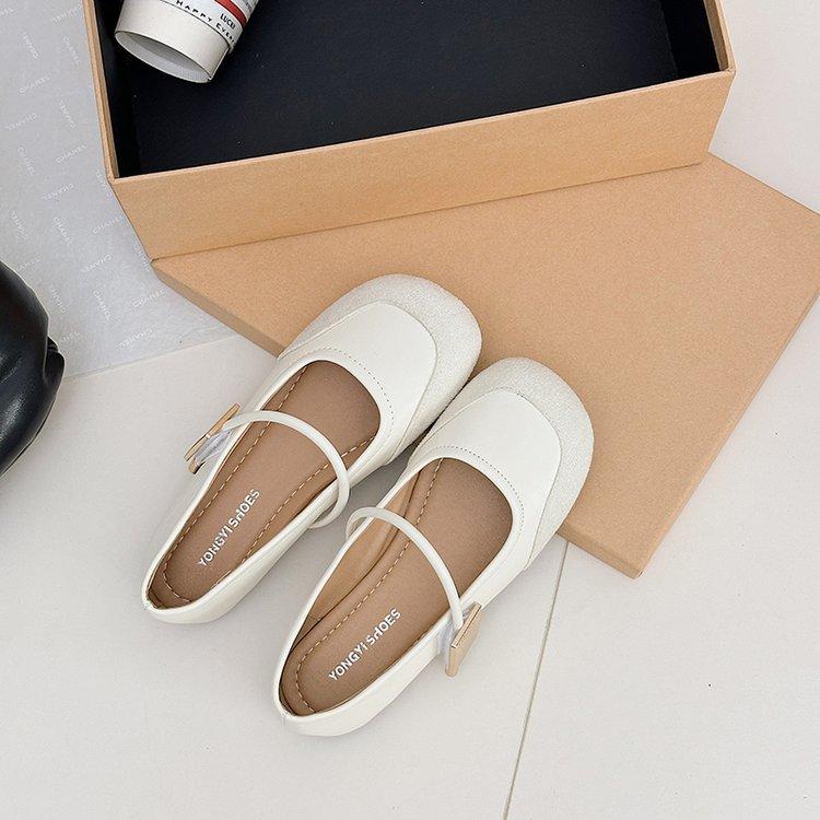 

Туфли Мэри Джейн Женская обувь Весна и осень Мягкая подошва Нескользящая мягкая поверхность A Word с мелким горлом Одиночные туфли 40 бежевый