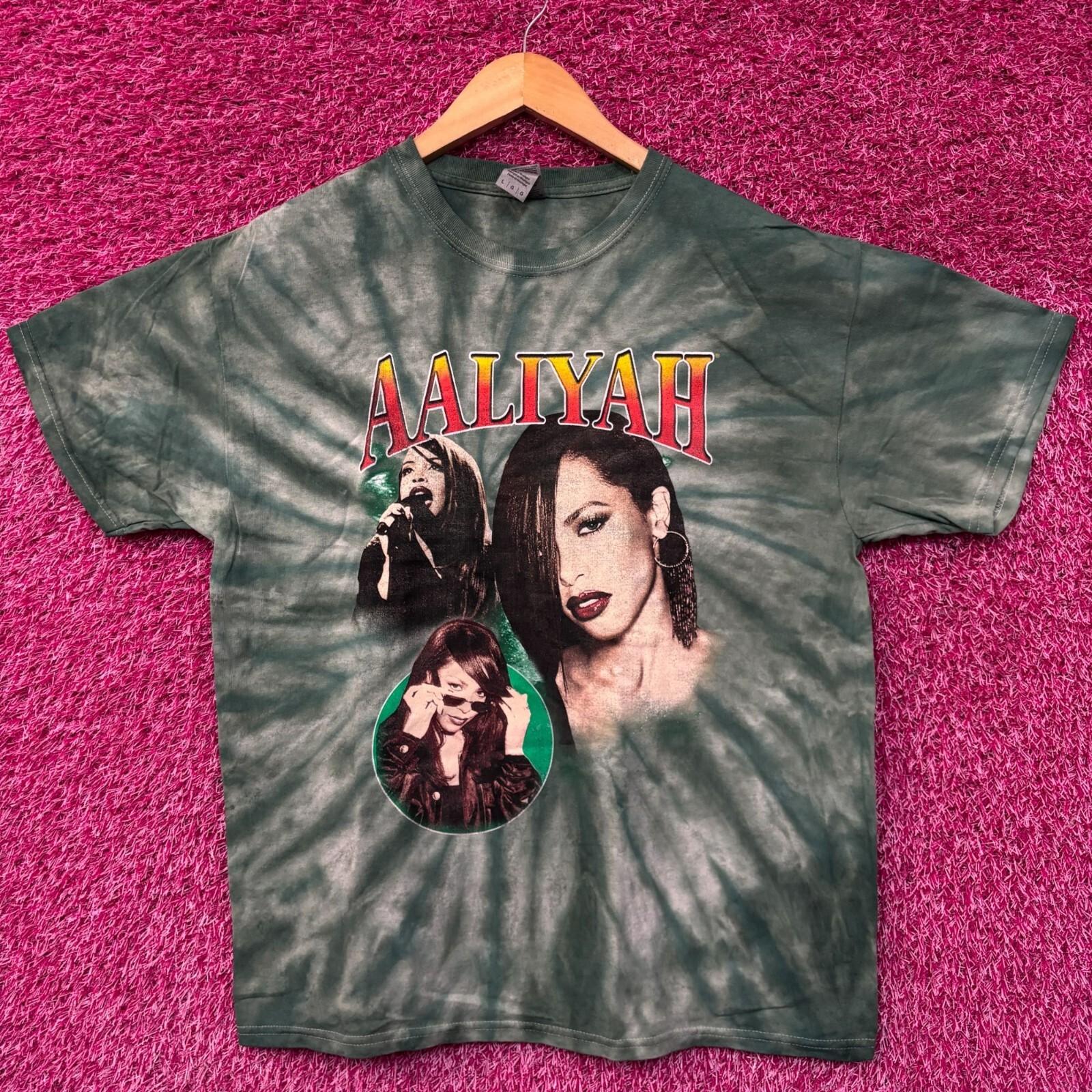 

Aaliyah 90 s style Collage tiedye RB Tshirt size large M