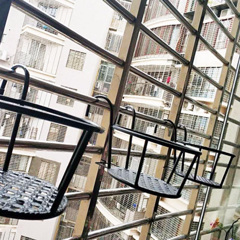 Decorative Industrial Flower Pot Organizer Hanging Iron Shelf Vertical Garden Display Wall Mounted Herb Planter Rack