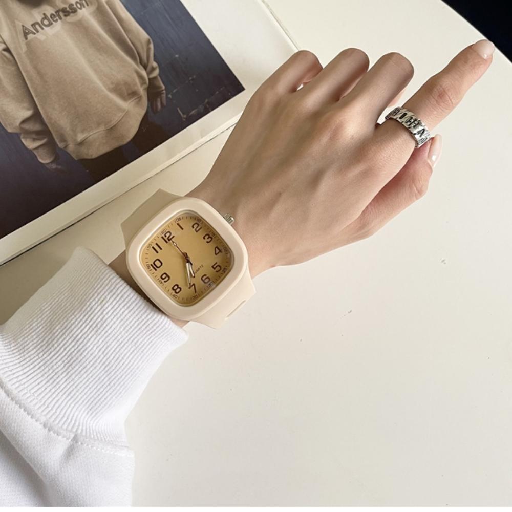 Relojes de moda para mujer, reloj con esfera de cuarzo, relojes de pulsera de cuarzo de lujo para mujer, reloj femenino de silicona