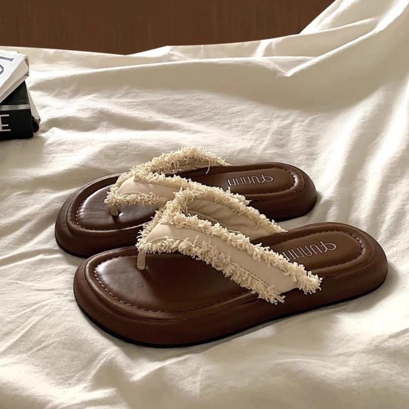 New Women Slippers Retro Flip Flops Summer Fashionable Sandals Versatile Shoes Beach Vacation Home Sexy Slippers Slides Women