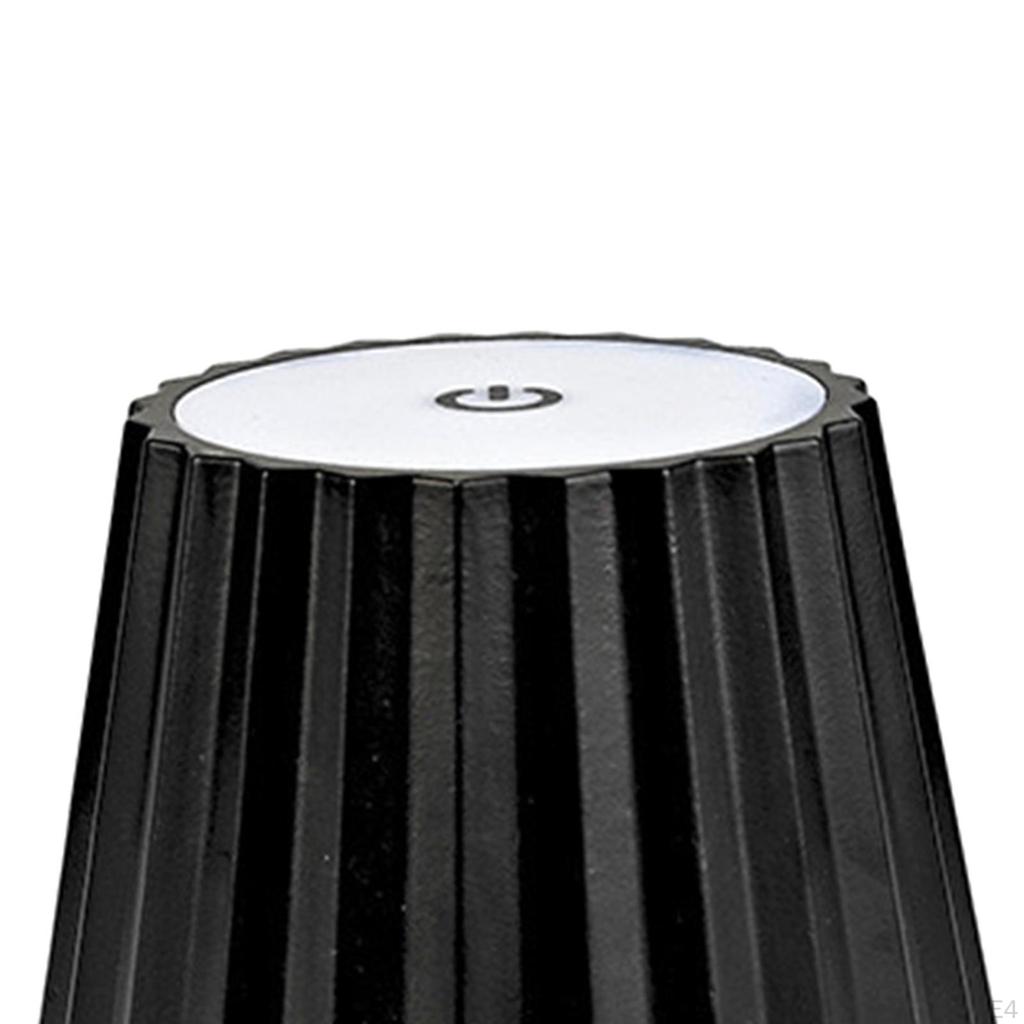 Zeitgenössische Nachttischlampe mit einstellbarer Helligkeit für Homeoffice