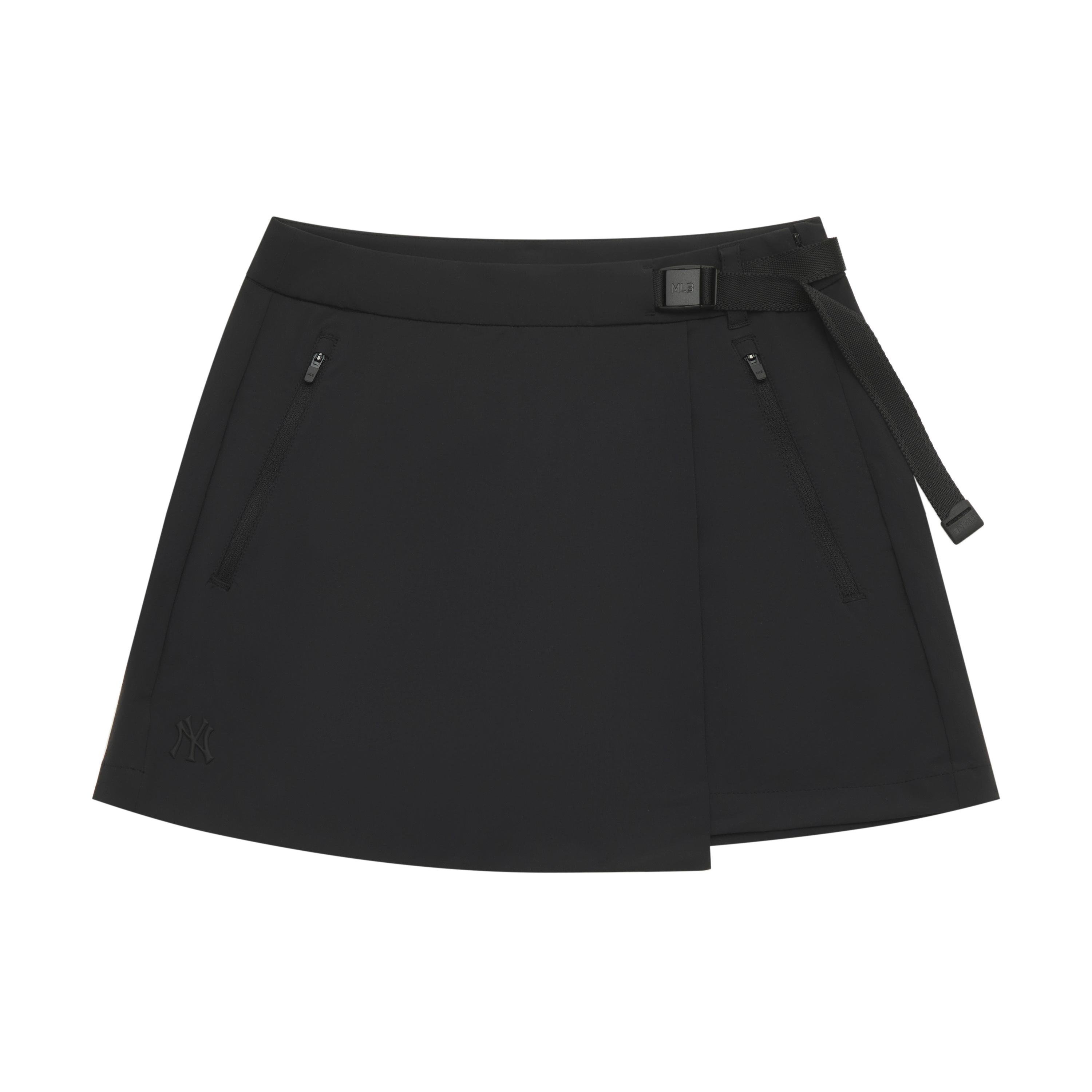 

New MLB New York Yankees Basic Collection SS25 Casual Shorts Women s Black 3FSKB0353-50BKS M