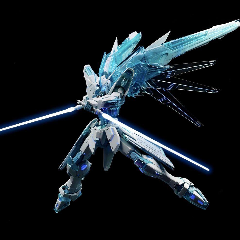 Nuovo in stock Prodotto MG 1/100 Freedom 2.0 Edizione Blu Trasparente Modello d'Azione Kit di Montaggio Figura Anime Regali di Compleanno