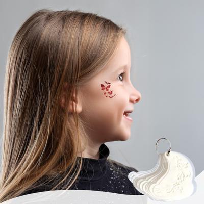 25 ks Sada šablon na malování na obličej Plastové šablony na malování na obličej Opakovaně použitelné Šablony pro body art na obličej a tělo pro Halloween Narozeninovou párty Líčení