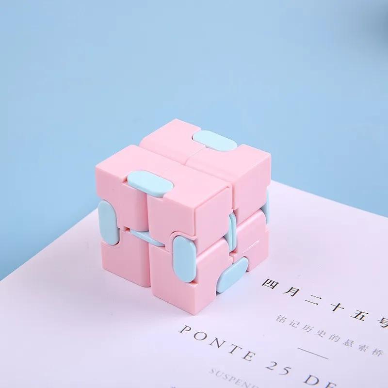 1 ks Dekompresní kostka Hračka Nekonečná magická kostka Ulevuje od stresu Fidget Antistresové zboží Úzkost Puzzle Spinner Hračka pro dospělé Děti