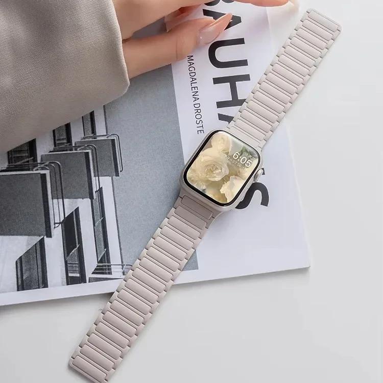 Magnetic Band for Apple Watch Ultra 2 49mm 45mm 44mm S10 46mm 42mm 40 41mm Silicone Strap for IWatch Series Ultra 2 9 8 7 6 5 4
