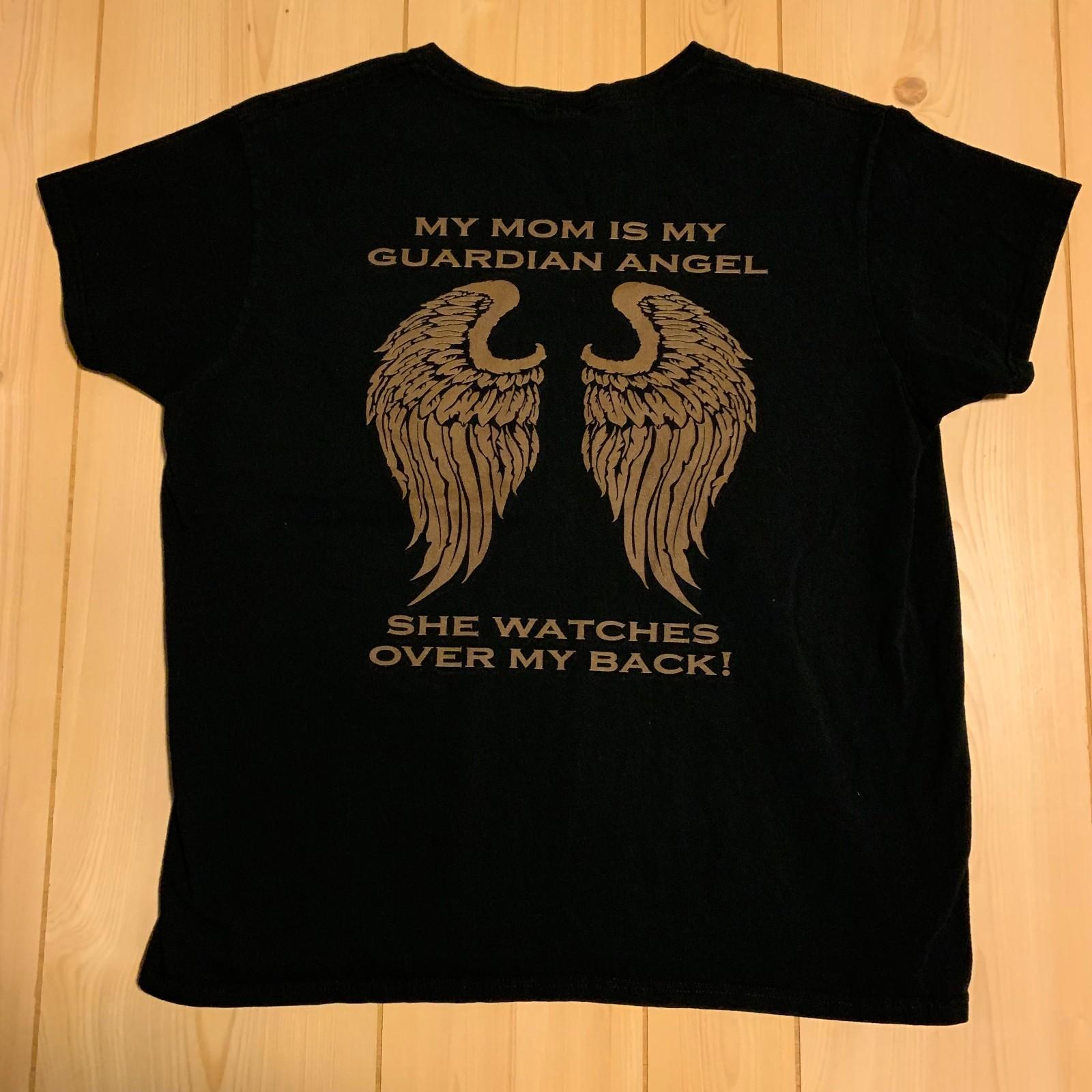 Vintage My Mom Is My Guardian Angel She Watches Over My Back Women s T-Shirt XL Unisex T-Shirt S