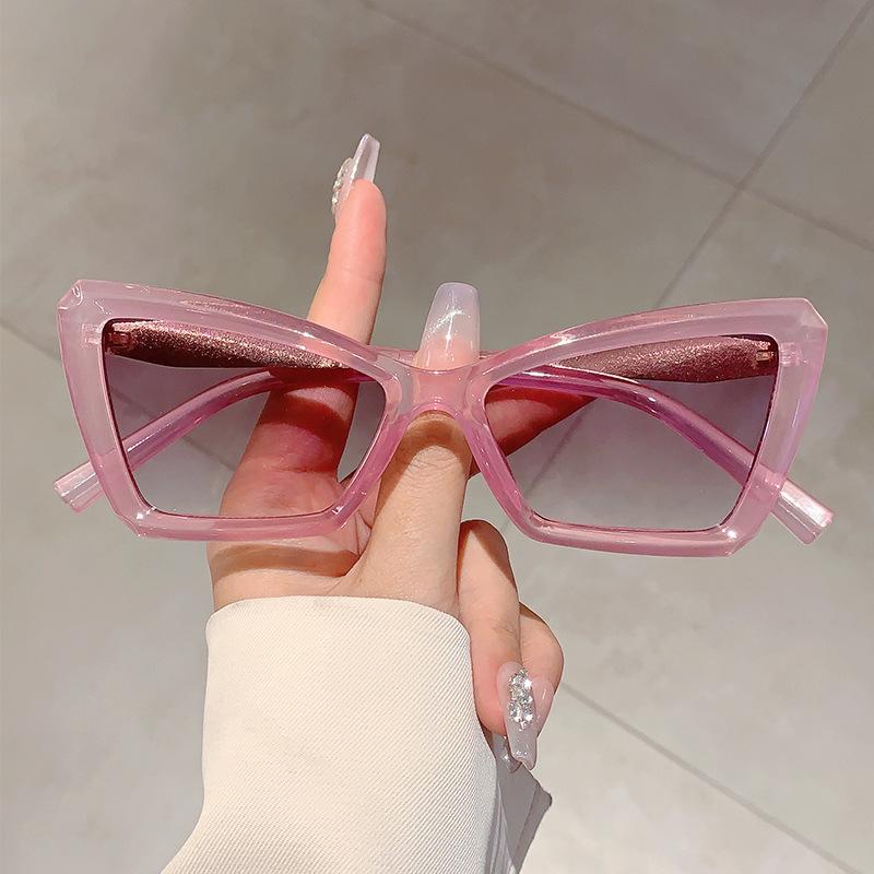 Fashion Cat Eye Women's Sunglasses Oversize Decoration Gradient Shades Outdoor Design Sun Glasses for Travelling Driving