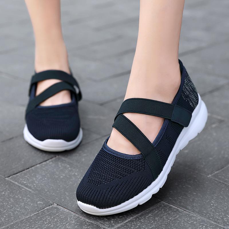 Large size spot women's shoes summer breathable lightweight flat shoes Velcro casual women's shoes mother shoes