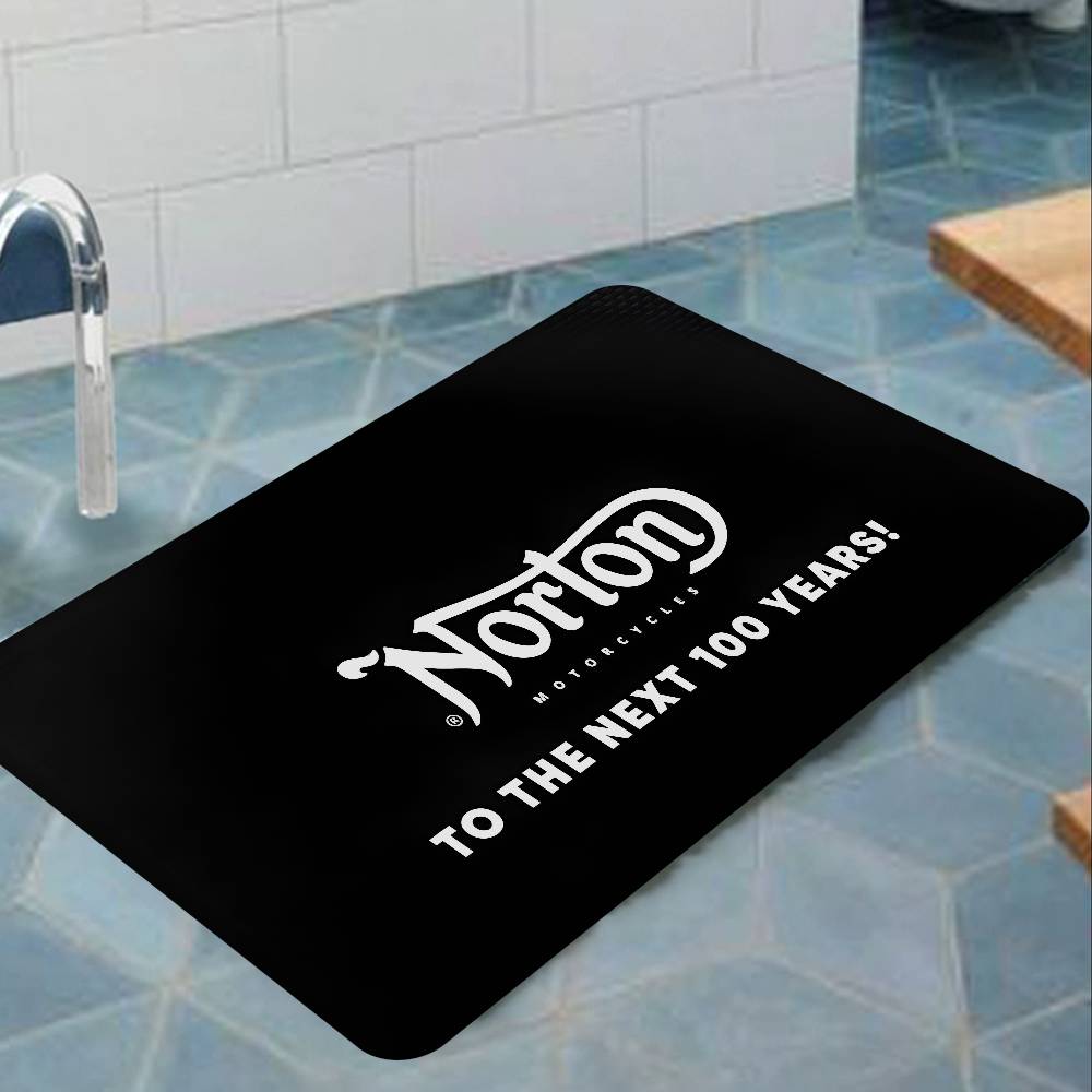 

Motorcycle Racing N-Nortons Bath Mat Nordic Home Doormat Non-Slip Bathroom Toilet Mats Bedroom Welcome Mat 40x60 cm