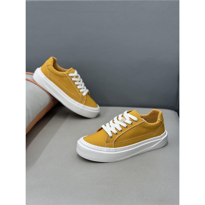 Nieuwe comfortabele schoenen, sportschoenen, comfortabele ademende schoenen xs