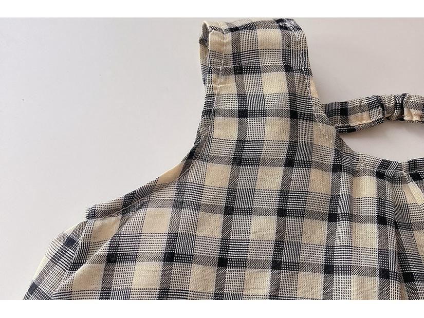 Girls' Summer 2026 Plaid Two-Piece Set: Stylish Vest & Wide-Leg Pants with Shoulder Straps