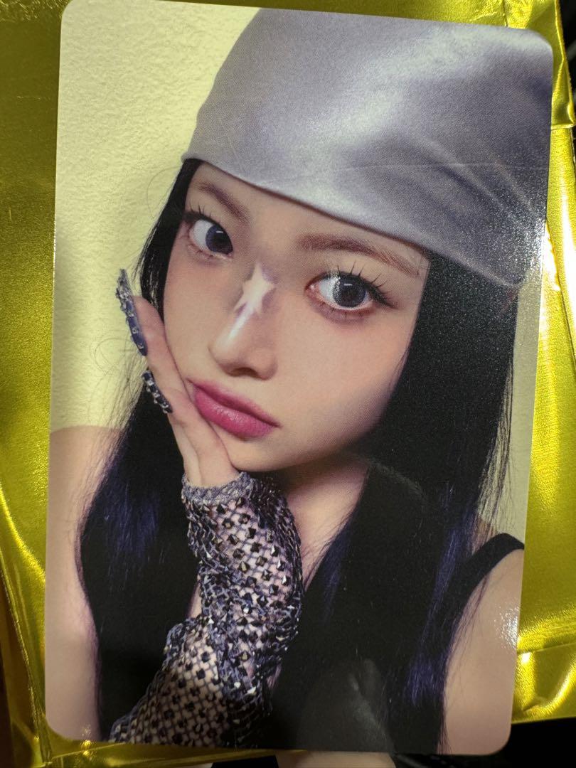 

[USED] Le Sserafim Tower Records Crazy Yunjin Kazuha Eunchae