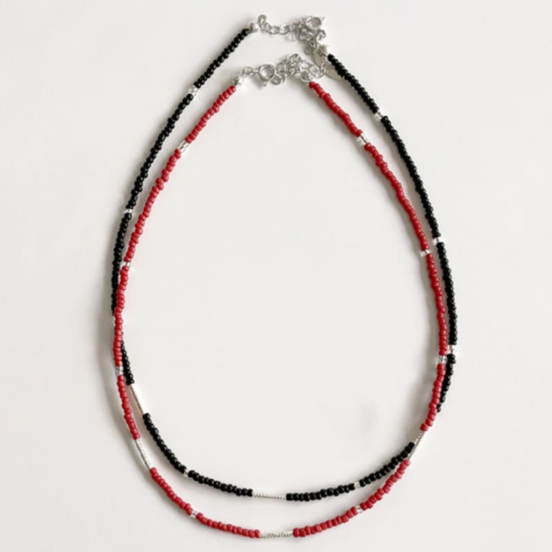 Mi0 Deep Mood Beads Silver Stick Necklace