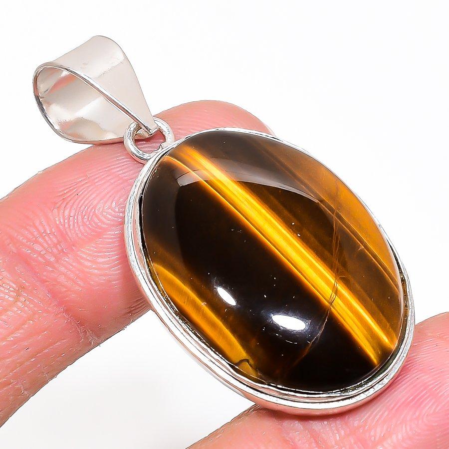 

Natural Tiger Eye Gemstone 925 Sterling Silver Jewelry Pendant 1.97 AP-14046