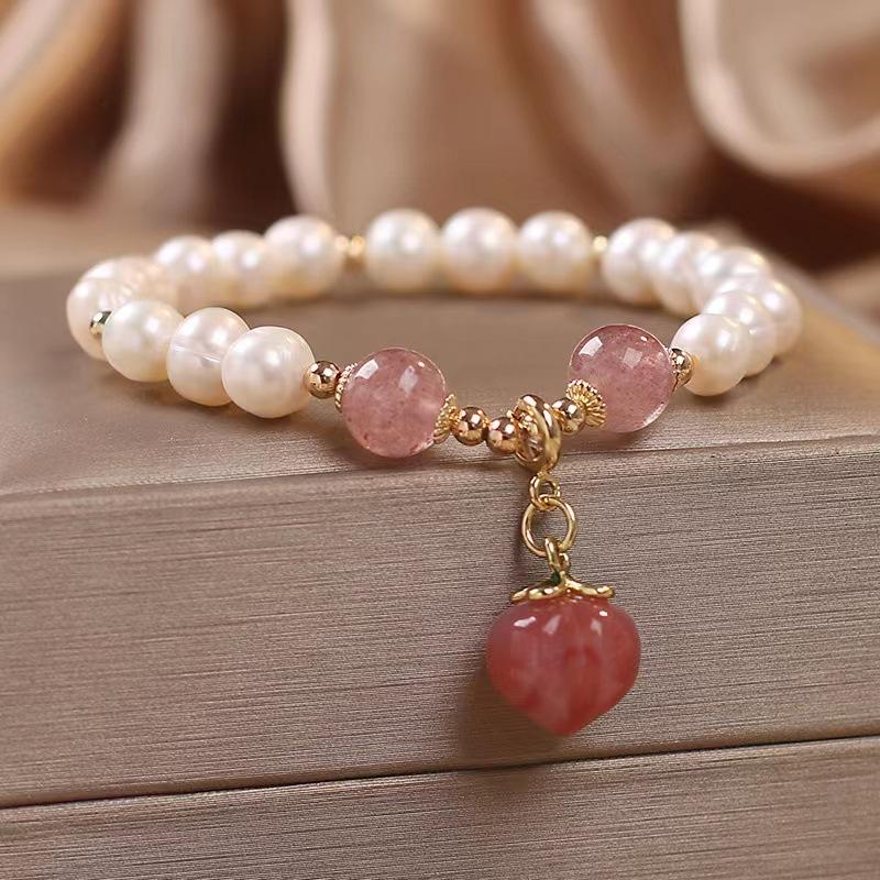 

Strawberry crystal bracelet agate pearl bracelet. Bangles Women Fashion Jewelry accessories Gift