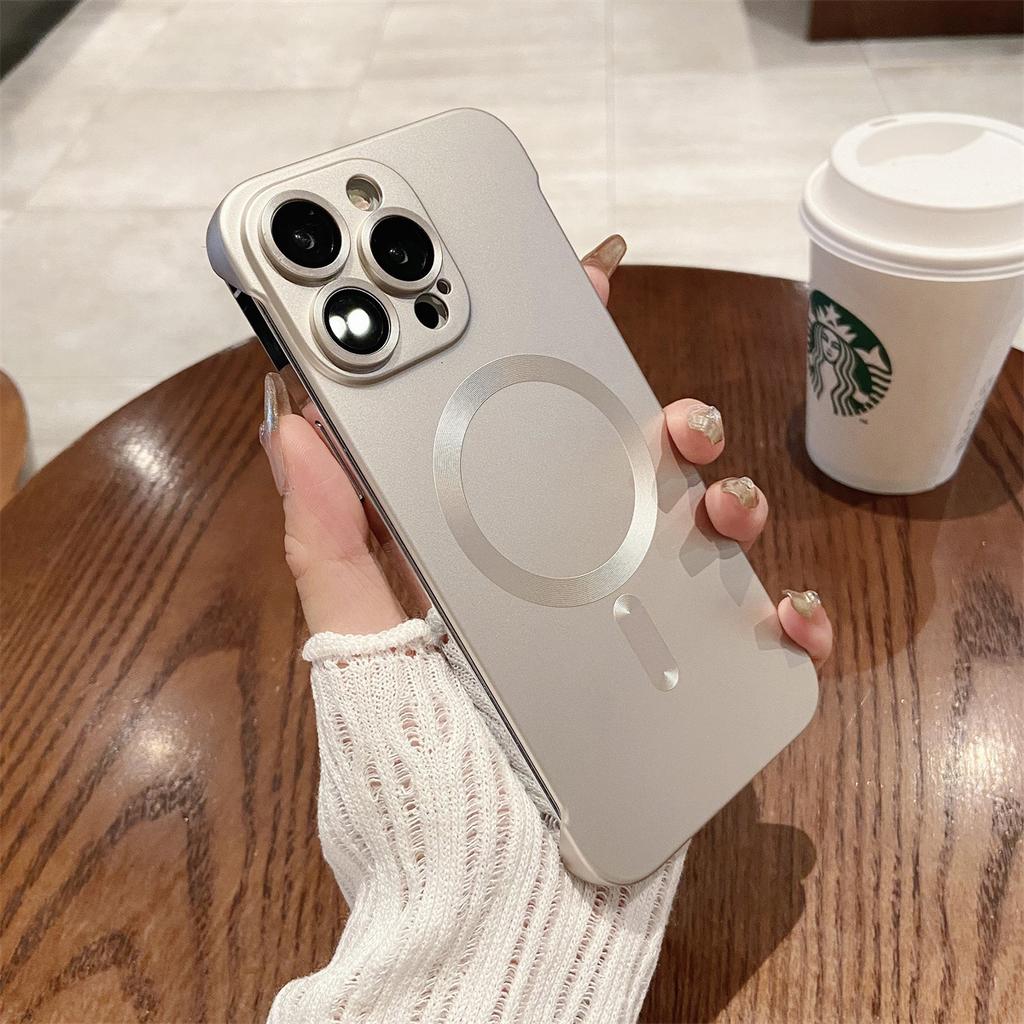 Applicable to Apple 15PROMAX borderless mobile phone case iPhone14 metallic paint magnetic heat dissipation 13 shell summer