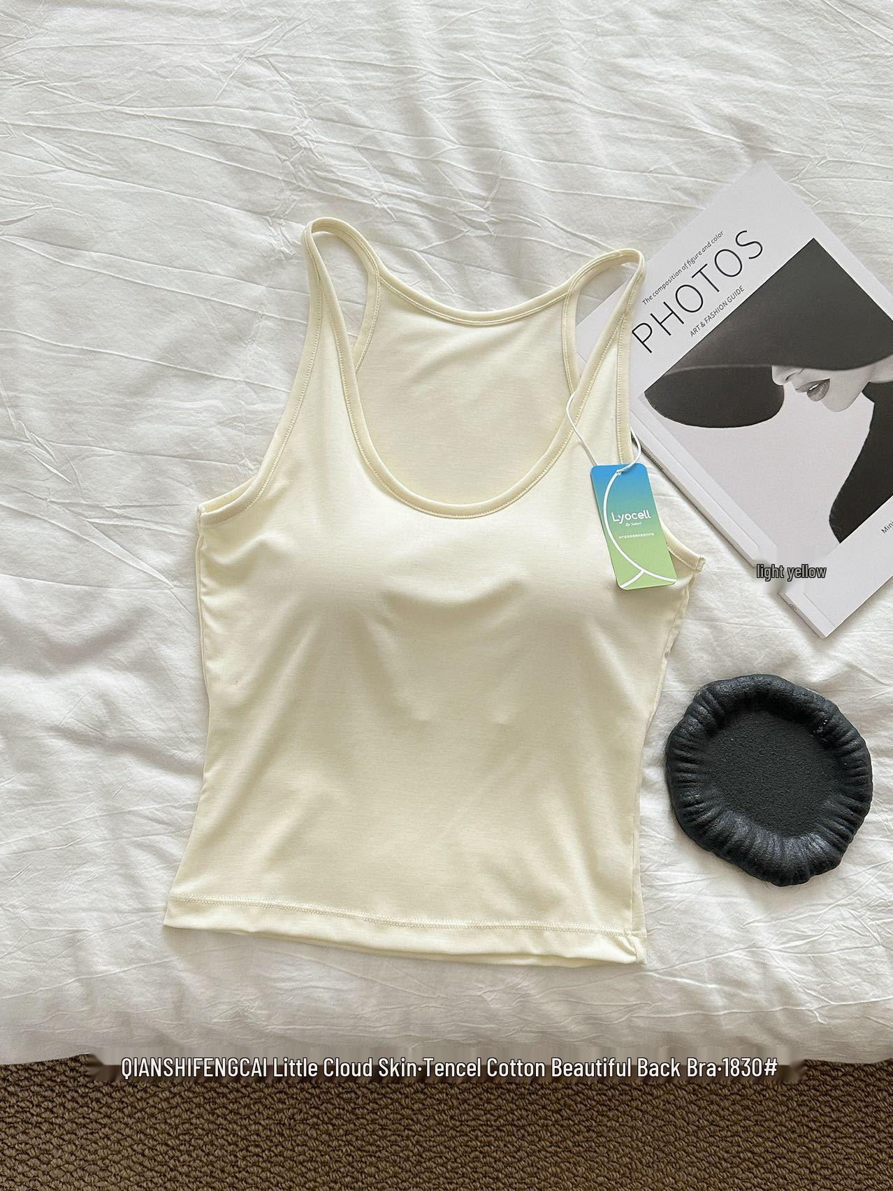 

Breathable U-Neck Women s Fixed Cup Slim-Fit Camisole: Versatile Spring/Summer Tank Top One Size