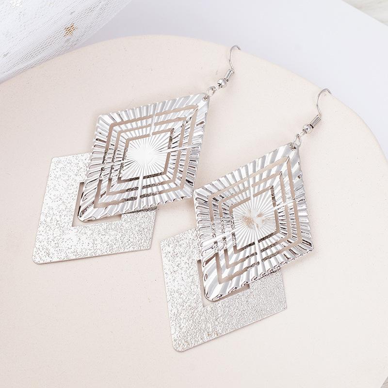 Creative Irregular Metal Geometric Rhombus Earrings Trendy Fashion Personality Thin Exaggerated Earrings