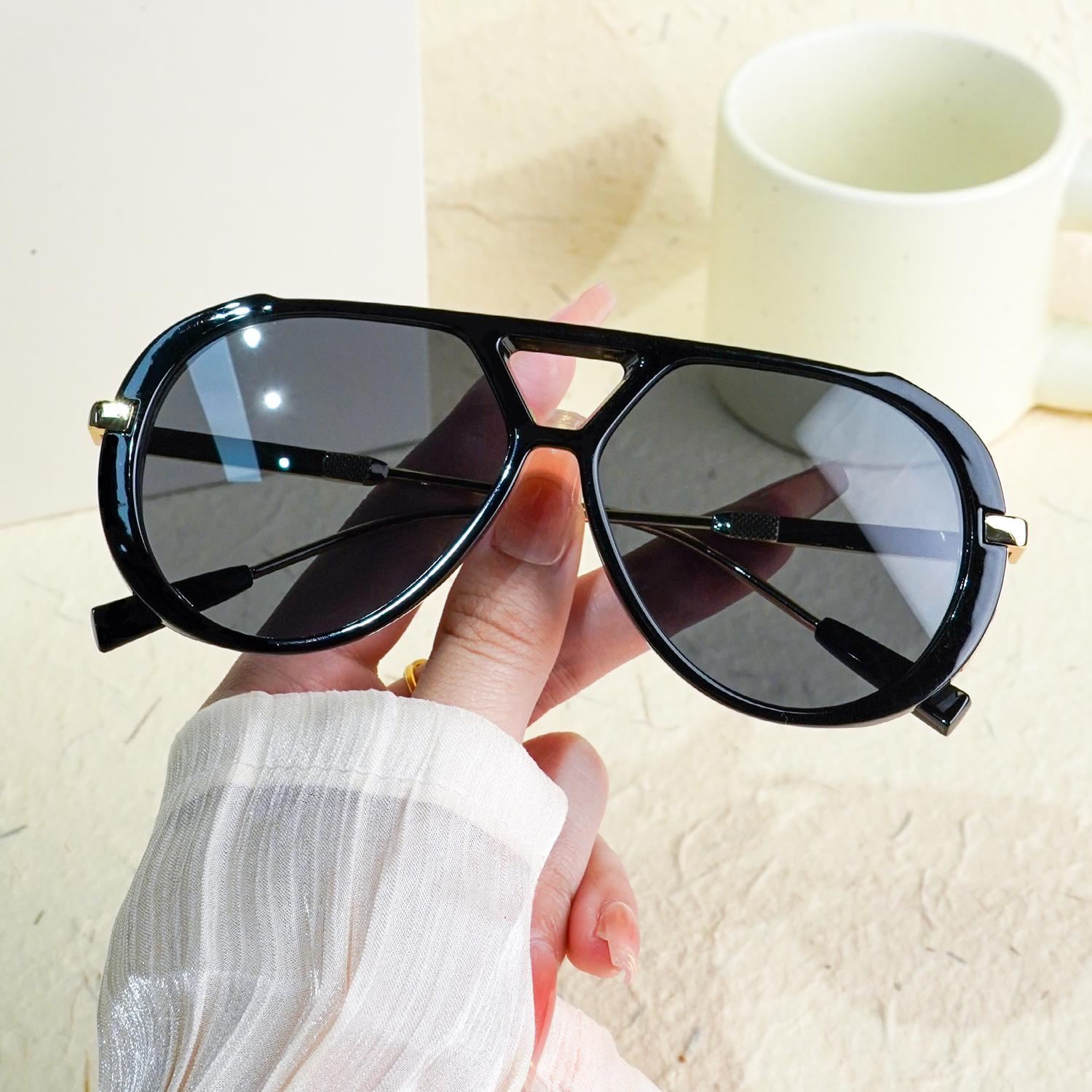 

Trendy Double Bridge sunglasses for Women Men with PC Lens and Fashionable Decorative Frame Eyewear Perfect for Birthdays