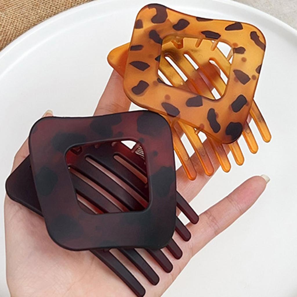 Korejská Retro Elegantní Jednoduchá Spona do Vlasů typu Duckbill pro Ženy s Designem Leopardího Vzoru Módní Vlasový Doplněk