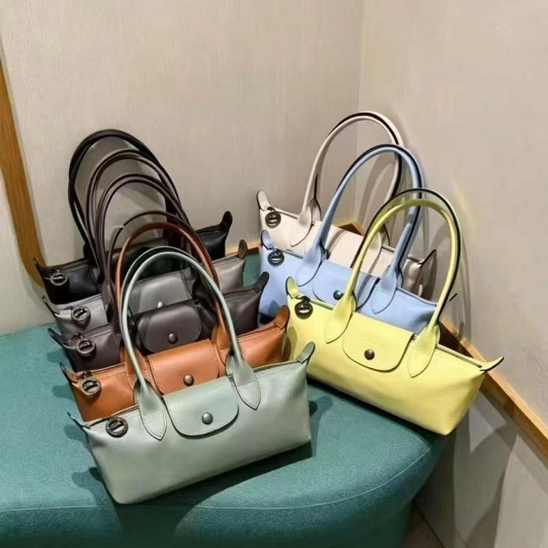 Mini Borsa a Gnocchi da Donna Estate 2026 Luce Lusso: Borsa a Spalla Baguette alla Moda, Versatile e di Grande Capacità.