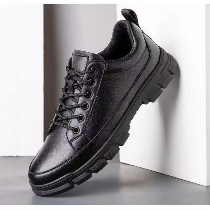 

Leather shoes men s business dress leather shoes autumn breathable British leather shoes Korean version soft-soled soft leather casual shoes 43 чёрный