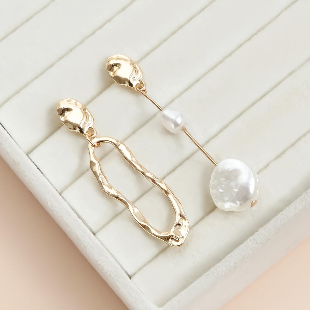 Geometric pearl stud earrings asymmetrical earrings personality irregular baroque earrings